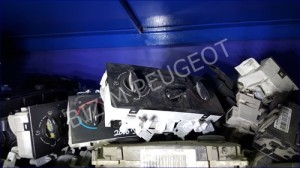 207 çıkma klima düğmesi