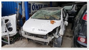 208 çıkma kaput